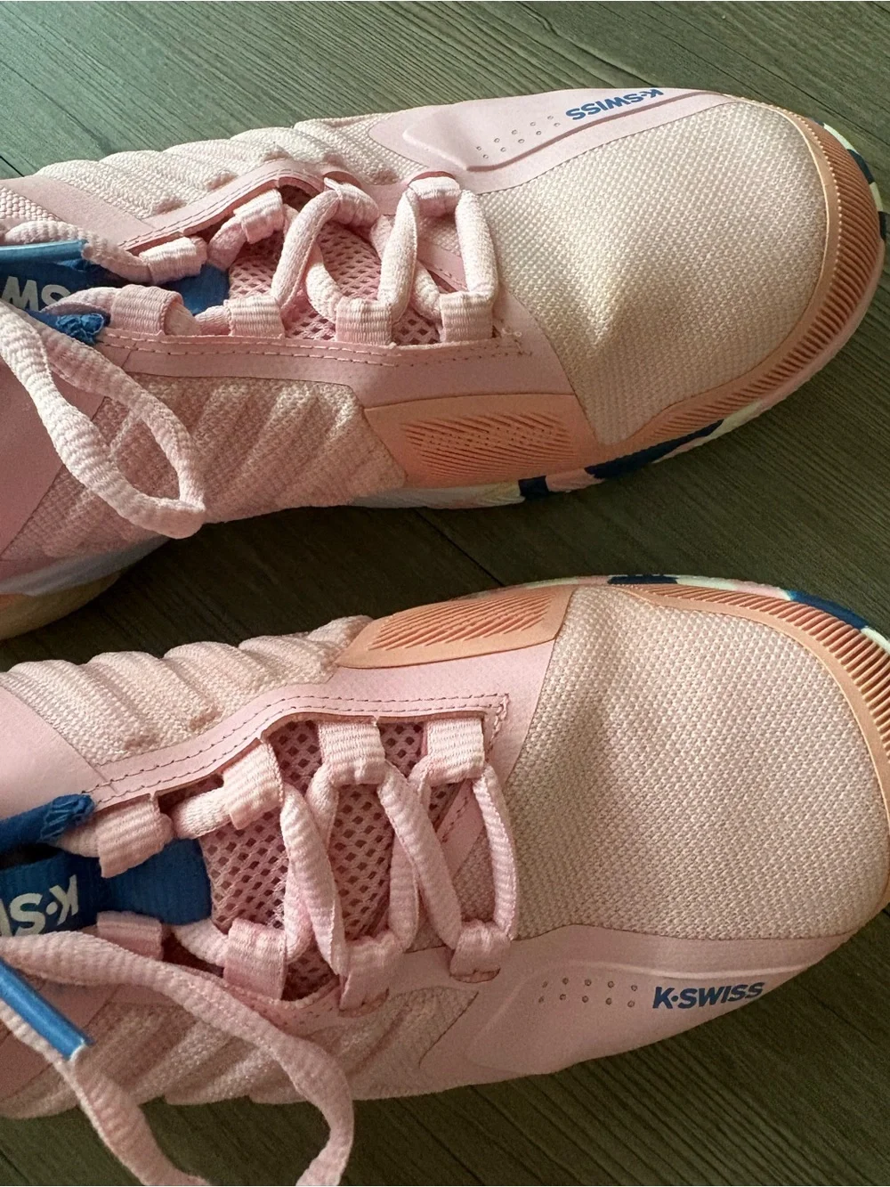 K-Swiss Women's Ultrashot 3 Tennis Shoe